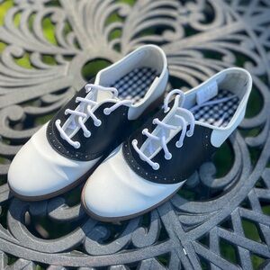 Saddle Oxford Women’s Shoes, Black & White Size 7